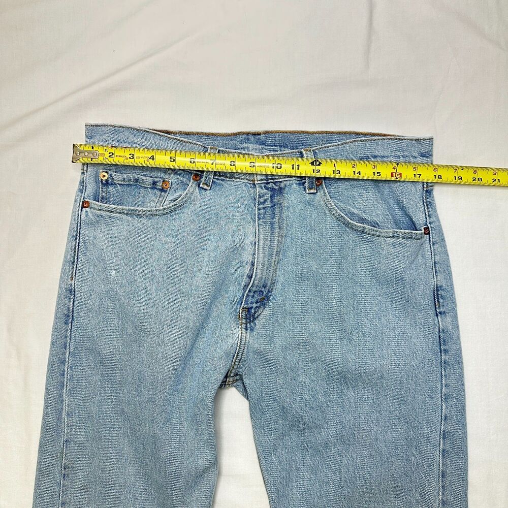 Levi's 505 Regular Fit Jeans Mens 36x34 Measured 32 Inseam Light Wash - Picture 12 of 16